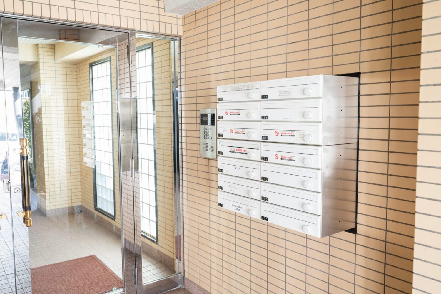 マンション入口