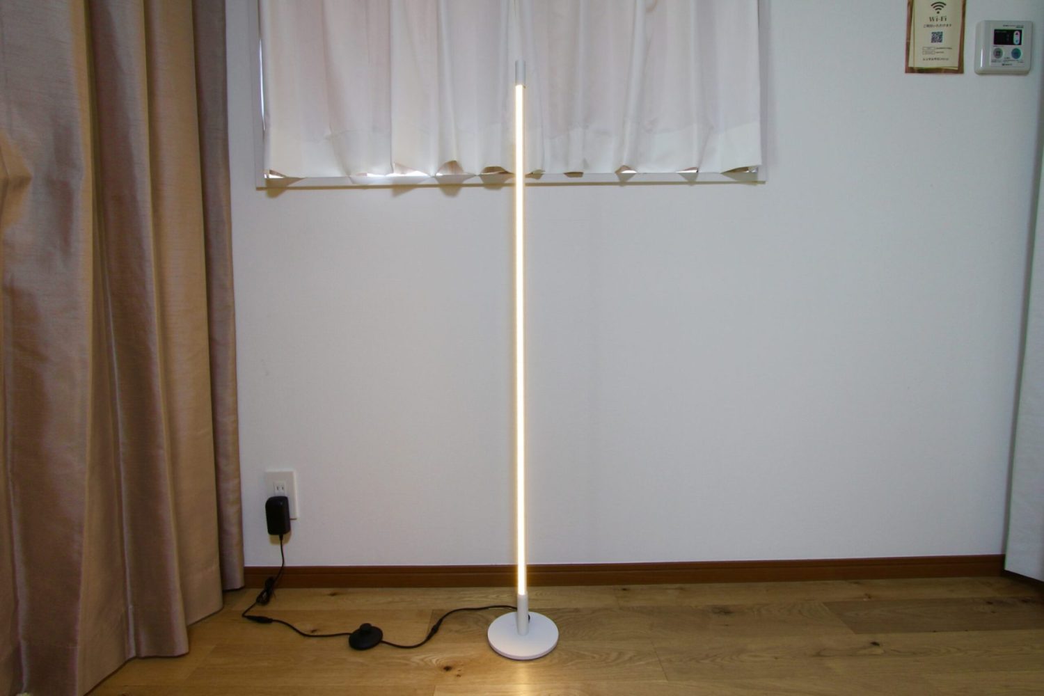 置き型ライト（電球色）